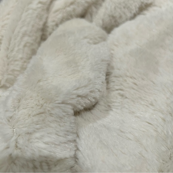 Eddie Bauer scarf - Picture 4 of 5